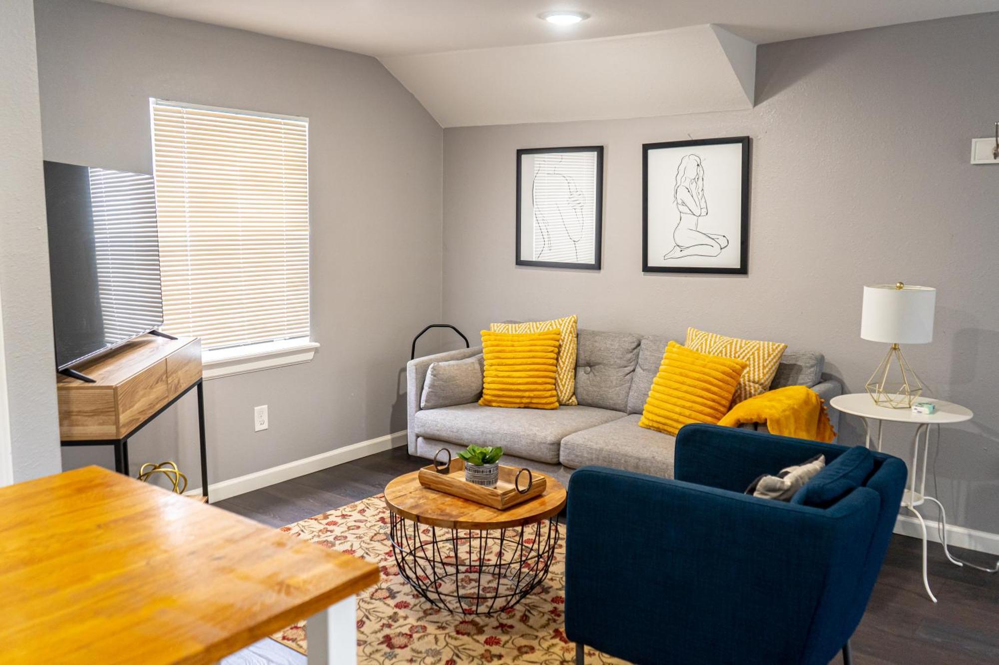 Appartamento Super Cozy 2 Bedroom With Fast Wifi And Queen Bed Close To Downtown Houston!!